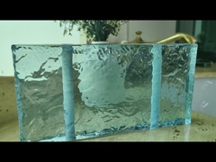 ค้อนอิฐแก้ว